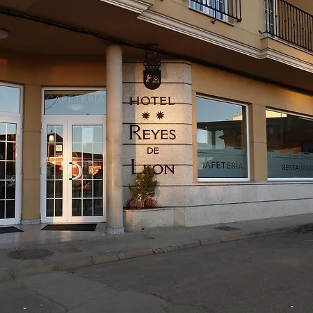 Hotel Reyes De Leon