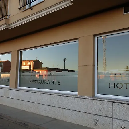 Reyes De León Santa María del Páramo