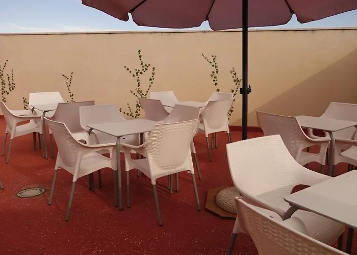 Reyes De Leon Hotell