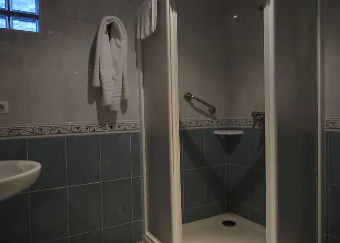 Reyes De Leon Hotell