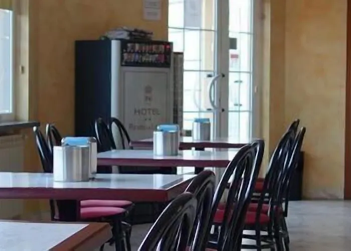 Reyes De Leon Santa María del Páramo