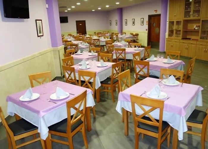 Reyes De León Hotel