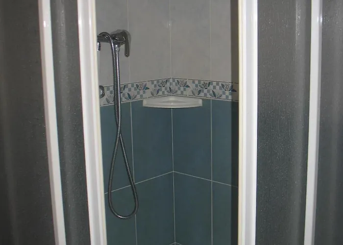 Reyes De Leon 2* Santa María del Páramo